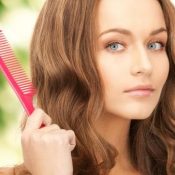 I rimedi naturali contro la psoriasi in testa