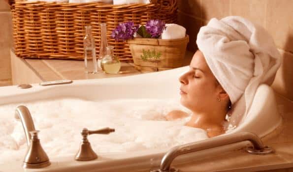 un bagno relax con prodotti naturali curiamo il corpo e la mente depurarsi in modo naturale