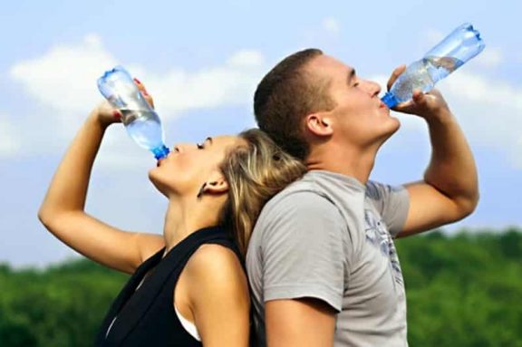 Quanta acqua bere al giorno