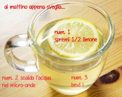  acqua e limone a digiuno